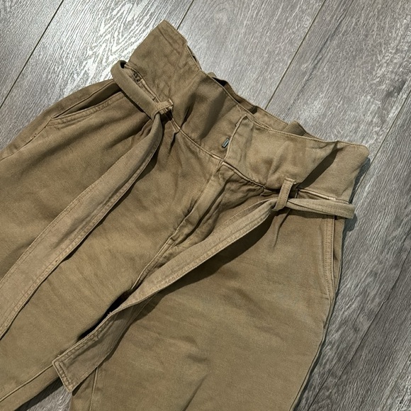 BLANKNYC Paperbag Jogger in Sand Storm 26 - Picture 3 of 5